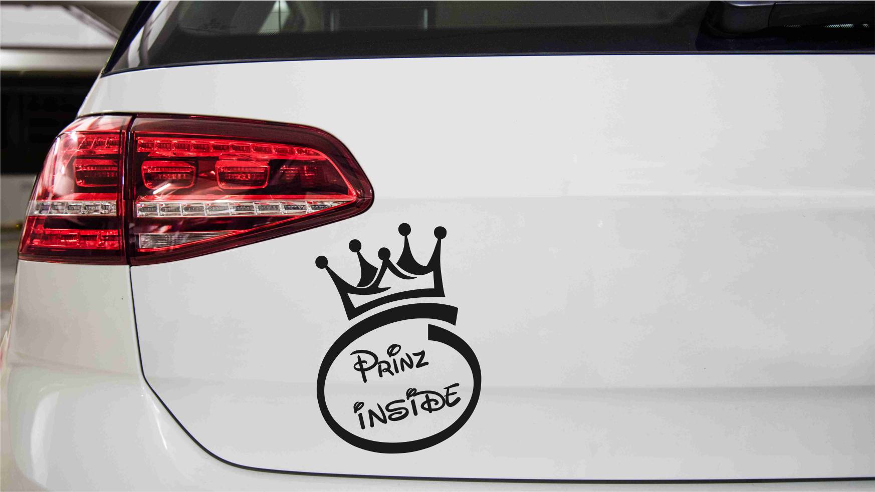 Prinz inside Baby Autoaufkleber mit Krone