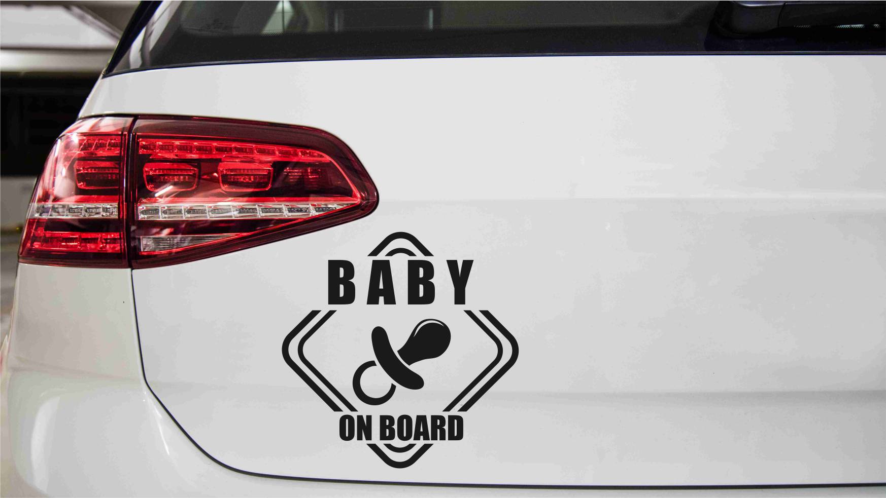 Baby on Board mit Schnuller Autoaufkleber