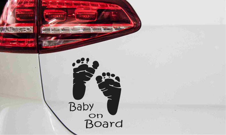 Baby on Board Füsschen Autoaufkleber
